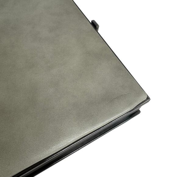 Vintage 1950s/60s Box Clutch – Silver Gray Vinyl, Red Lining, Metal Frame - Picture 15 of 16